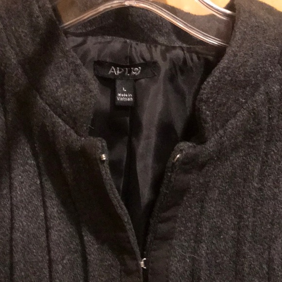 New Apt 9 wool Blazer - Picture 2 of 7